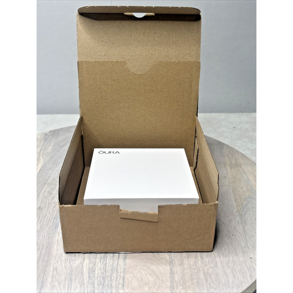 Oura Ring Gen 3 Silver Smart Activity & Sleep Tracker size 13 - Picture 6 of 7